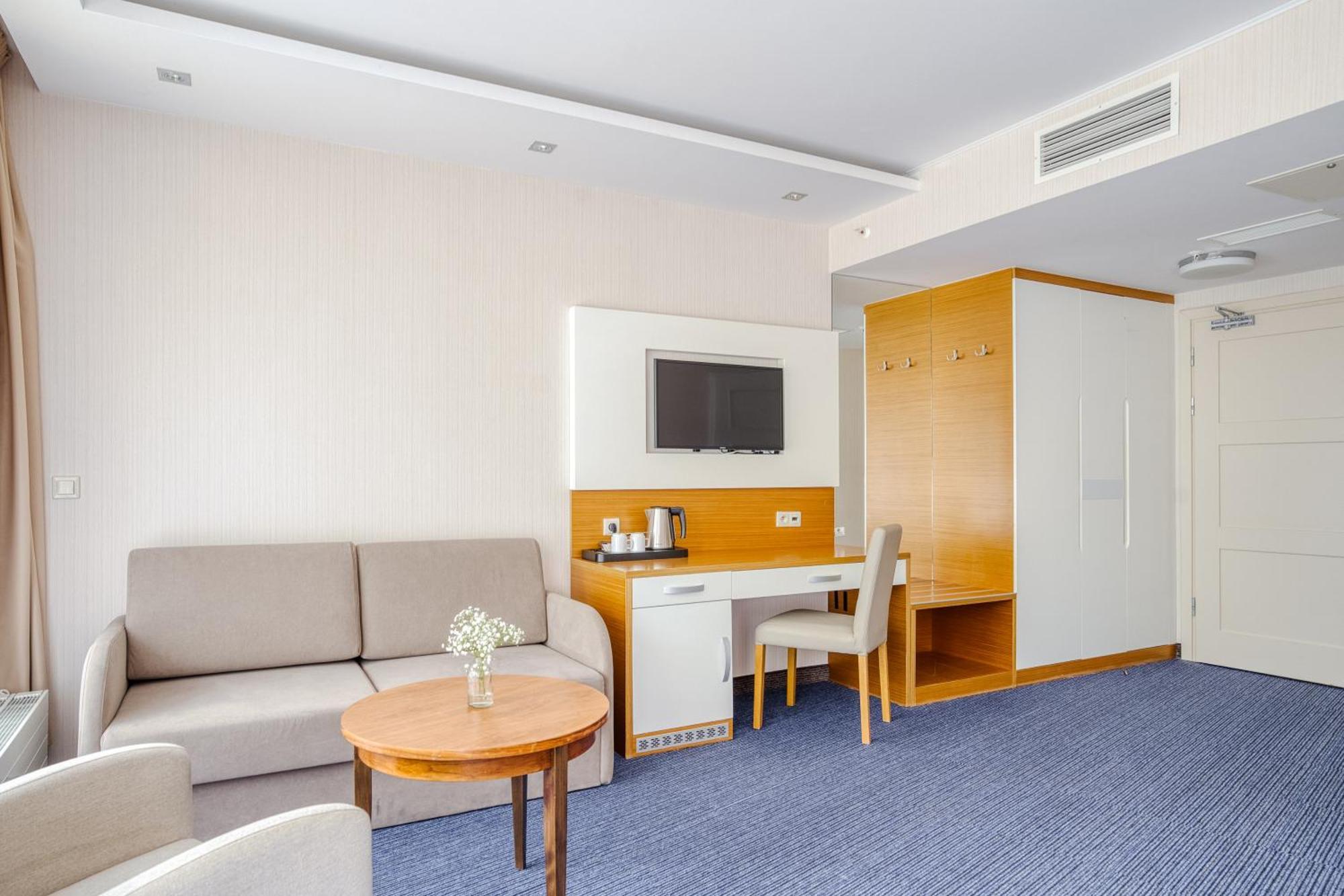 Hotel Dom Zdrojowy Resort & Spa - Destigo Hotels Jastarnia Extérieur photo